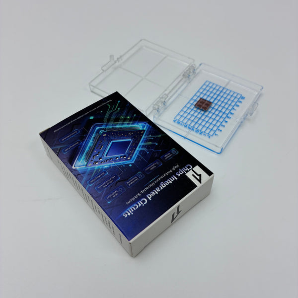chips [integrated circuits] Integrated circuit chip, semiconductor IC bare chip, with transparent storage box
