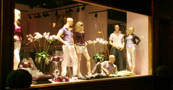PulseSense  Retail shop window display arrangement services
