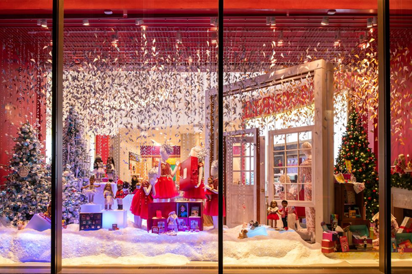 PulseSense  Retail shop window display arrangement services