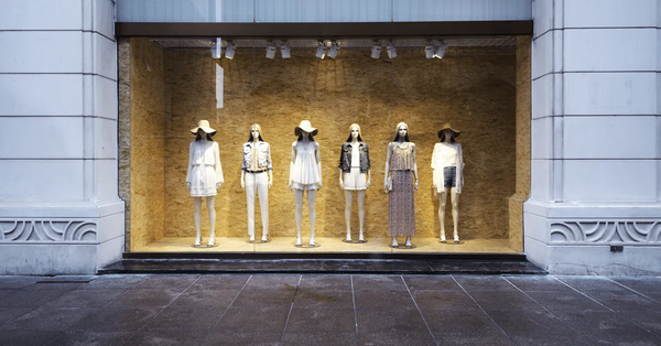 PulseSense  Retail shop window display arrangement services