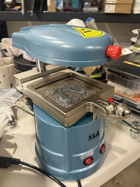 S&A Molding processing machine Vacuum Molding Machine, Blue, Stainless Steel Tray, High Temperature Heating System