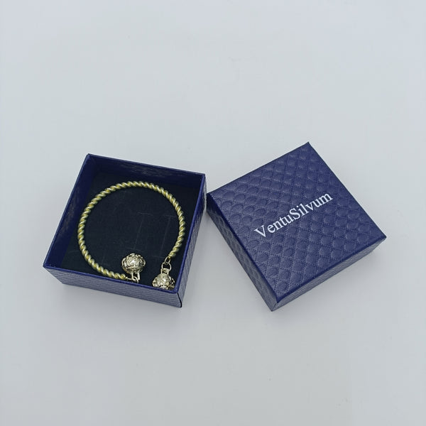 VentuSilvum Bangles Elegant vintage woven bracelet with double spherical pendant