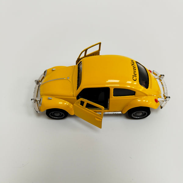 CleveeNes Model toy vehicles 1:24 Scale Classic Car Model with Opening Doors and Pull Back Function, Yellow