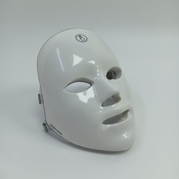 WEIVIRED Phototherapeutic apparatus for medical purposes, a LED (light-emitting diode) light source for medical and aesthetic skin treatments