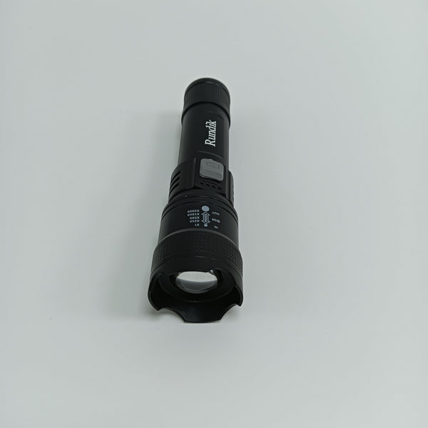 Rundik Diving lights Rechargeable Handheld LED Diving Flashlight with Zoom Function