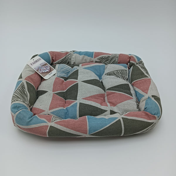 FAHREN Dog beds Multi-Color Dog Bed with Geometric Pattern, Non-Slip Bottom, Polyester