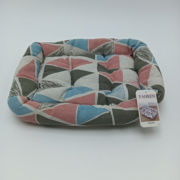 FAHREN Dog beds Multi-Color Dog Bed with Geometric Pattern, Non-Slip Bottom, Polyester