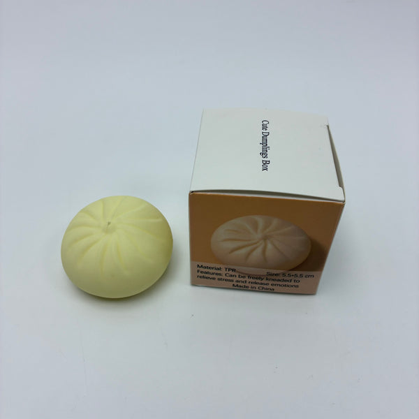 Cute Dumplings Box Squeeze toys 5.5cm Simulation Steamed Bun Hand Fidget Toy for Kids Adults
