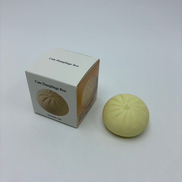 Cute Dumplings Box Squeeze toys 5.5cm Simulation Steamed Bun Hand Fidget Toy for Kids Adults