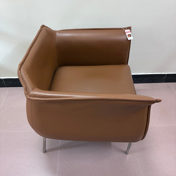 Shinzone Couches Modern minimalist leather single-person casual sofa (brown)
