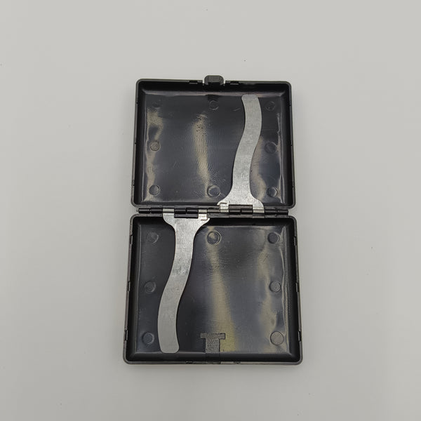 Lantcai Cigarette boxes Premium Slim Black Cigarette Case, Classic Hinged Design