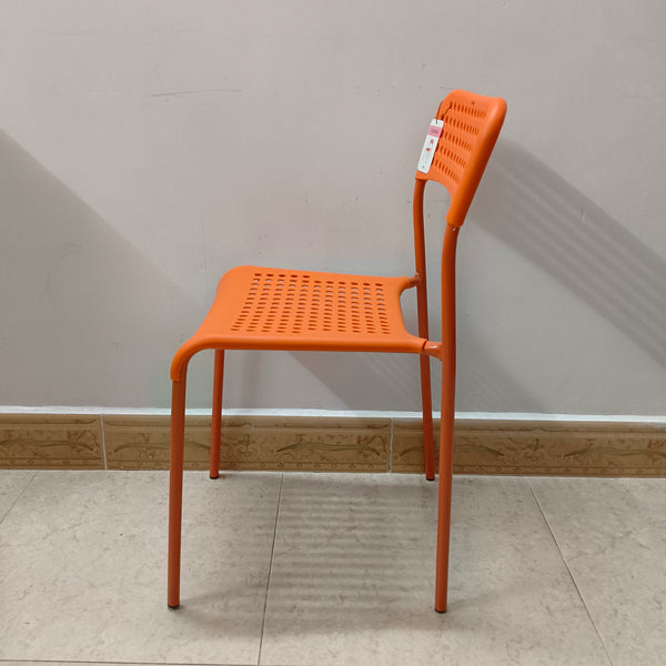ChillPear Chairs Lightweight and Stackable Plastic Dining Chair, Orange